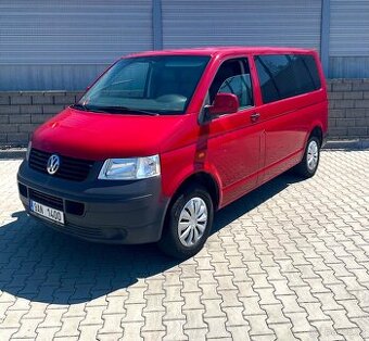 VW Transporter 2,5Tdi 96kw /9míst/