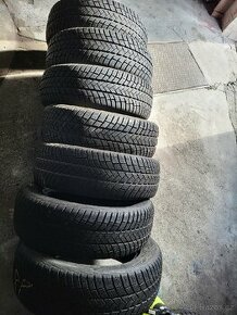 Pneu Vredestein 225/60 R17 7x