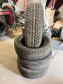 205/60 R16 92H zimní sada pneu Semperit - 2021