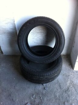 Letni pneu 235/55R17