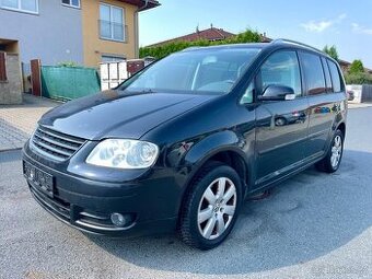 Volkswagen Touran 2.0TDI 103KW 2005 NOVÁ STK,KLIMATIZACE