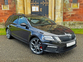 ŠKODA OCTAVIA 3 RS FACELIFT – FULLLED – EXKLUZIVNÍ  - 1