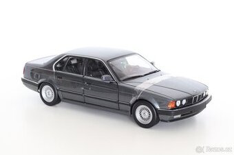 BMW 730i E32 1986 1/18 Minichamps