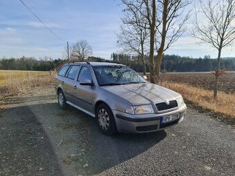 ŠKODA OCTAVIA TOUR