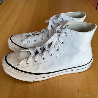 Dám. kožené tenisky Converse- 38,5