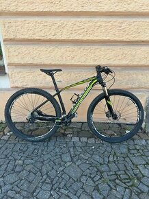 Specialized Rockhopper vel. M 29"