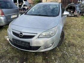 veškeré díly opel astra J 1.7cdti 81kw 2011