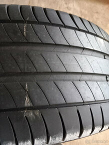 245/45R18 100 W MICHELIN PRIMASY 3