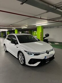 Volkswagen GOLF 8R 2.0TSI 235kw 4MOTION DSG