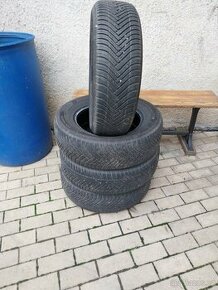 Celoroční pneu hankook 215/65r16 - 1