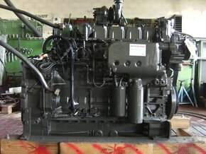 MOTOR Z FENDT 936 360HP kompletní i s chladičem