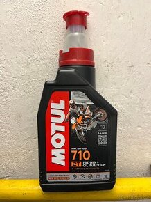 Motul 710 2T ester - olej dvoutaktní - 1