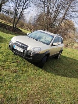 Hyundai tucson 2.0 CRDI, 82,5kw automat 4x4