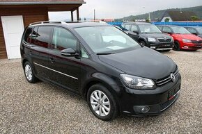 Volkswagen Touran 2.0TDI HIGHLINE XENON NAVI