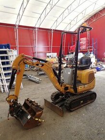 Minibagr CAT 300.9