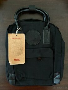 Batoh Fjallraven Kanken No.2 black mini (7L)