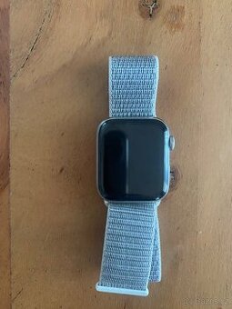 Apple Watch 4 Stainless steel - 1