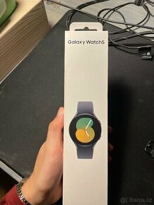 Samsung Galaxy Watch 5 40 mm - 1