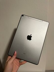 Prodám iPad Pro ( 10,5 palce) 64 GB, rok 2017