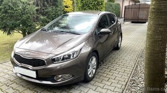 KIA CEÉD 1.6 GDI 99 kw-benzín, EXCLUSIVE koupeno v CZ - 1