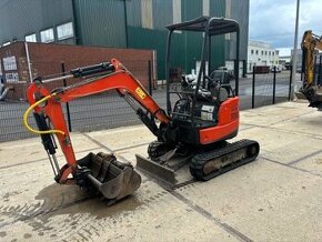 BAGR YANMAR VIO 17