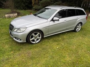 Mercedes Benz E 350CDi 4Matic BLUE Efficiency S212 – 10/2010