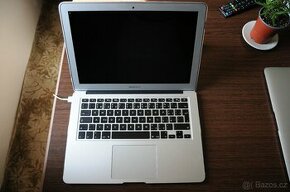 Prodám Apple MacBook Air (13", Early 2015), RAM 8 GB, i5