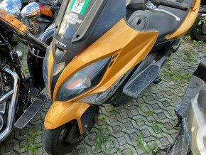 Kymco Xciting 300 2010 - 1