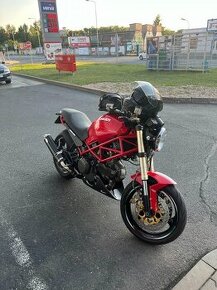 Ducati 600M Monster