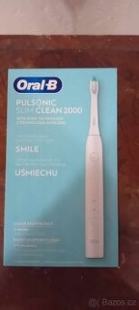 Elektrický zubní kartáček Oral-B Pulsonic Slim Clean 2000 Wh