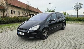 Ford S-max 2.2TDCI 129kw / Titanium / Rok 2009 / Tažné