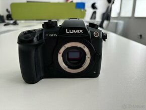 Panasonic Lumix DC-GH5