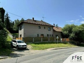 Prodej rodinného dvojdomu v obci Vitice s pozemkem 3516 m²