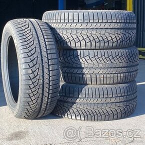 NOVÉ Zimní pneu 225/40 R18 92V XL Sailun