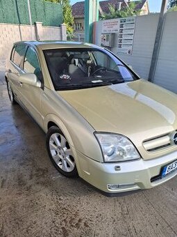 Opel Signum 2.2 16V Direct 2004