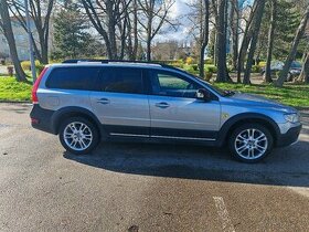 VOLVO XC70 2.4D4 133KW 4x4 r.v 2014 KUŽE-VYHŘEV-NAVI-El KUFR