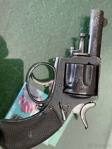 Revolver belgie 380 - 1