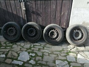 zimní kola 215/65 R15 H , pneu Barum Polaris,