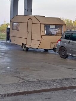 Starší karavan - 1