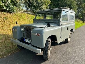 Land Rover Serie IIA rv 1961