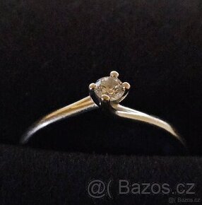 Zásnubní prsten - diamant 0.1ct, bílé zlato 14k