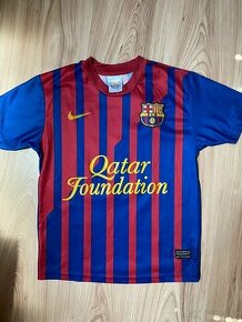 Sportovní triko FC Barcelona,vzadu nápis Messi