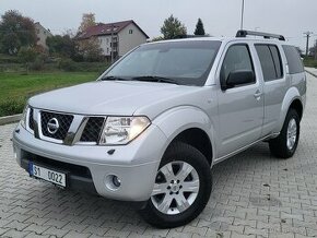 Nissan Pathfinder 2.5dCi Elegance 7-Míst - REZERVACE - 1