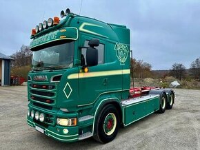 Scania R560 V8 6x4 nosič kontejneru