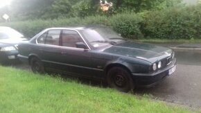 BMW 520i typ e34