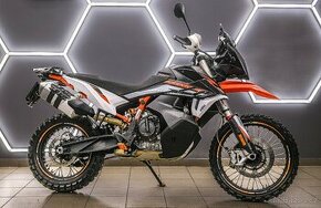 KTM 890 ADVENTURE R - 1