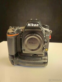 Nikon D750 s battery gripem