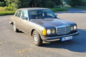 Mercedes 240D