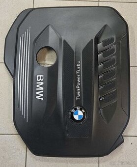 BMW 5 G30 G31 Diesel Krytu motoru 857130