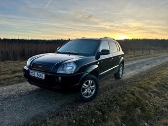 Hyundai Tucson 4X4 2.0i 104kW - 119tis km.